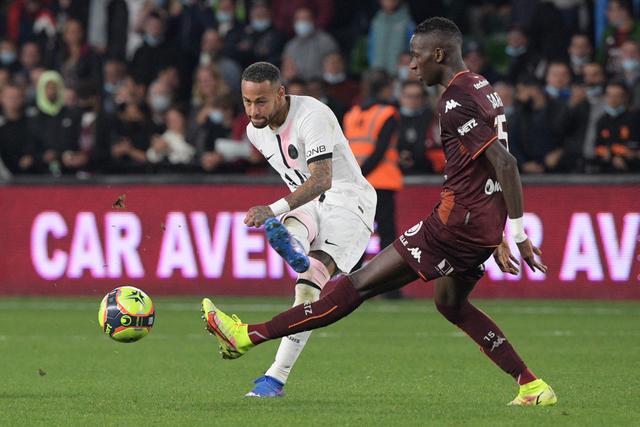 乔尔杰维奇用人遭质疑 胡金秋连续两场被弃用