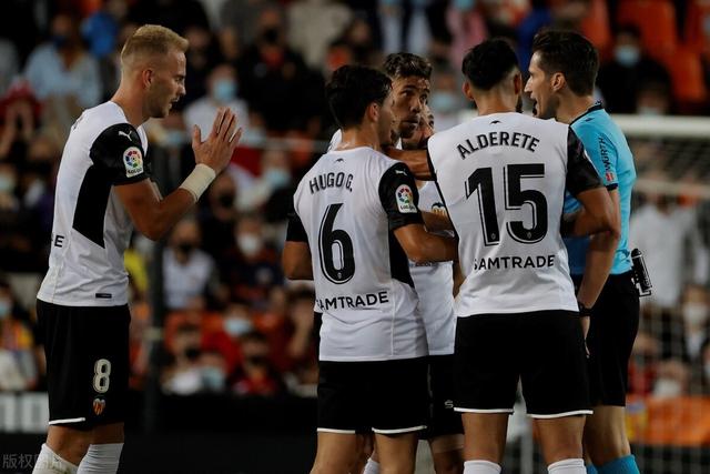 约基奇32+16+16库里20分 掘金逆转勇士3连胜