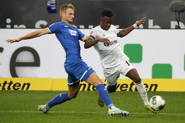 阿莫林执教曼联第一周 展现出非凡的魅力和自信